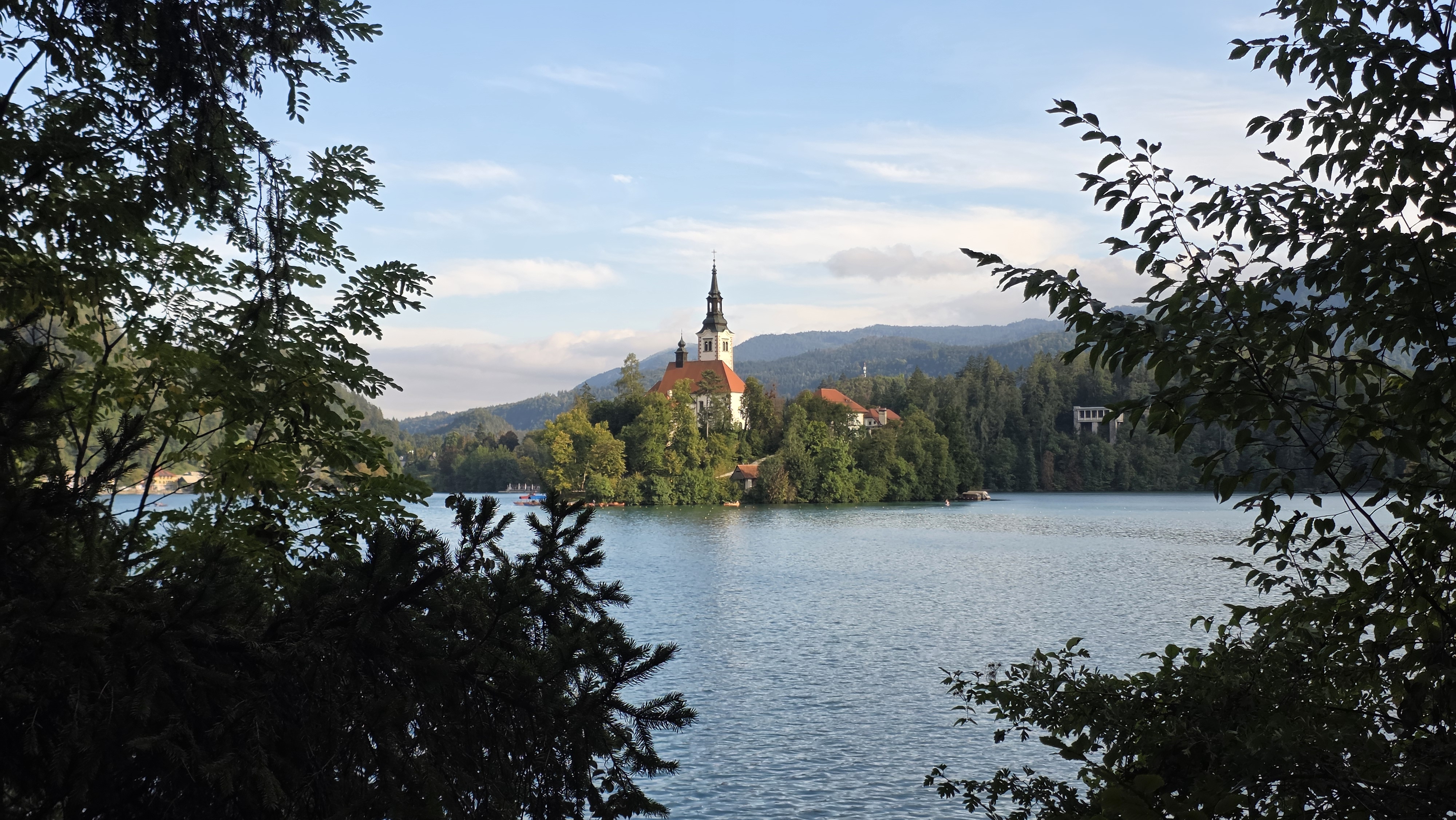 Plescherken (Autriche) ⇾ Lesce (Slovénie)